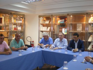 Φωτό από τη συνάντηση στην οποία αναφέρεται ο κ.Τζωρτζόπουλος