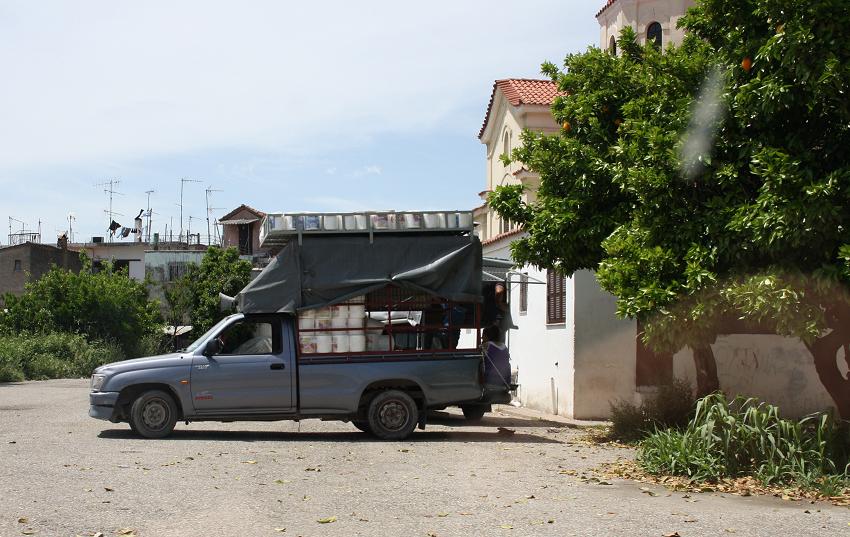 Πρόταση για αξιοποίηση του δημοτικού χώρου πάρκινγκ στα Καλύβια