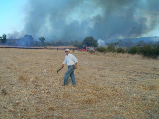 Eνισχύσεις και Αιτωλοακαρνάνων αγροτών για πυρκαγιές του 2011