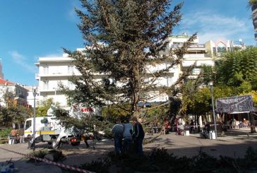 Aγρίνιο: σήμερα Πέμπτη η εκδήλωση φωταγώγησης του Χριστουγεννιάτικου Δέντρου