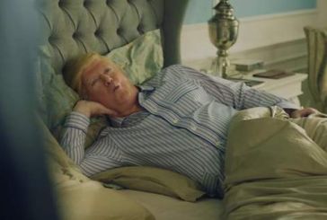 Επική διαφήμιση: Ο Ομπάμα ξυπνάει και βλέπει στο κρεβάτι του τον Τραμπ