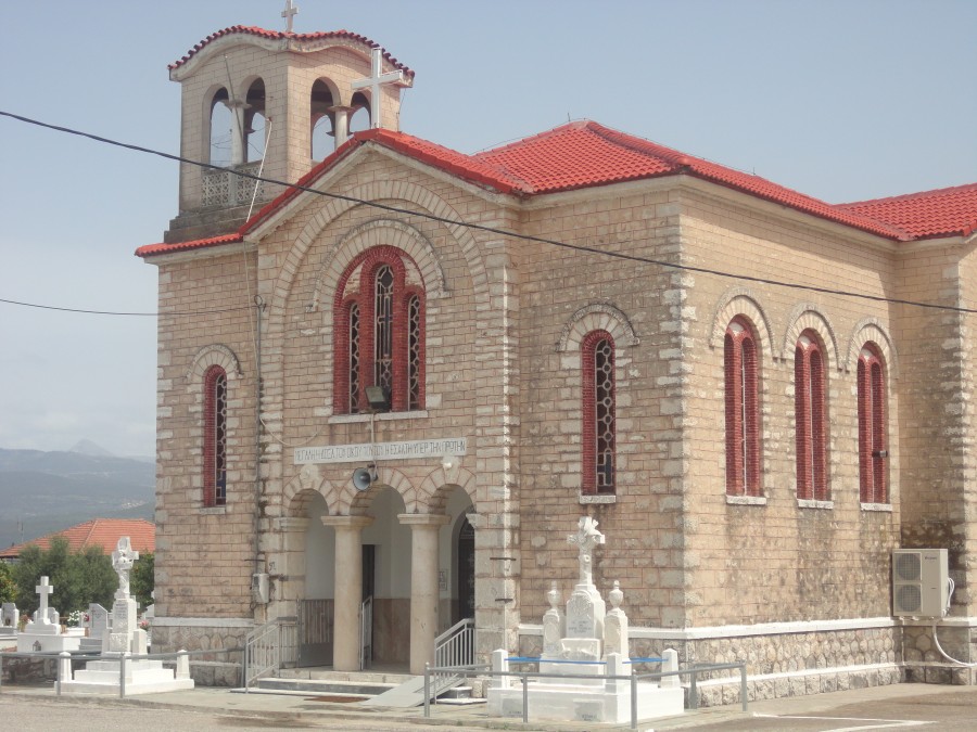Saint_John_church_in_Dafnias_Agrinio_Greece