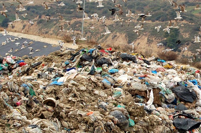 Σκουπίδια στο ΧΥΤΑ Παλαίρου θέλει να στείλει πάλι η Λευκάδα