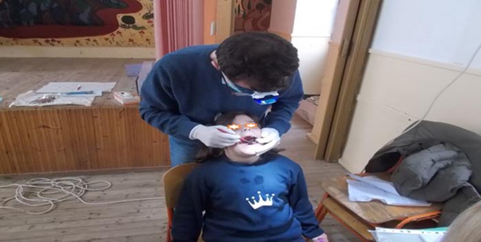 Πρόγραμμα προληπτικής οδοντιατρικής στο Δημοτικό Σχολείο Σταμνάς (φωτο)