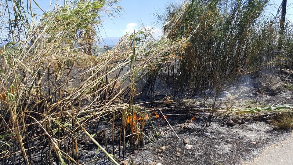 Πυρκαγιά στα Καλύβια Αγρινίου Αιτωλοακαρνανίας