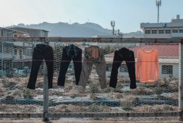 Μπούζι Αγρινίου:βουτάνε κι απλωμενα παντελόνια…