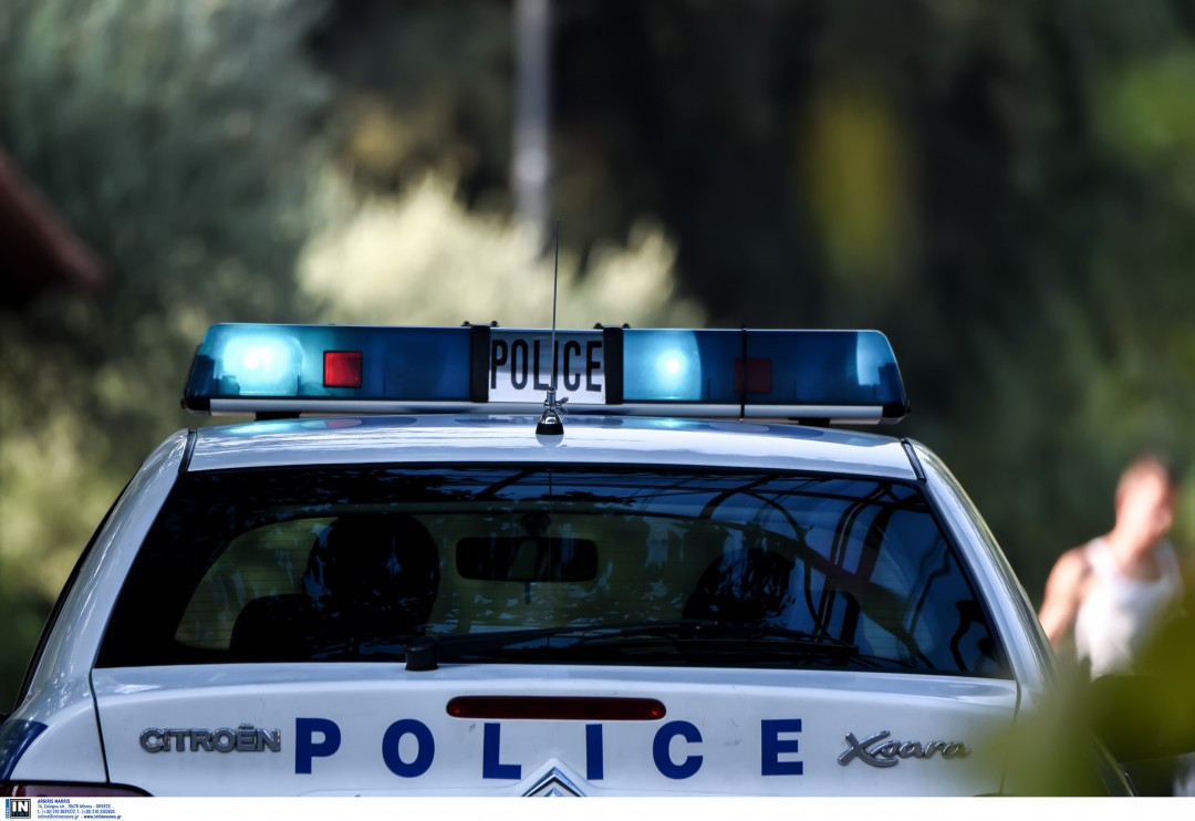 Αγρίνιο: μεθυσμένος οδηγός φορτηγού έπεσε σε… περιπολικό