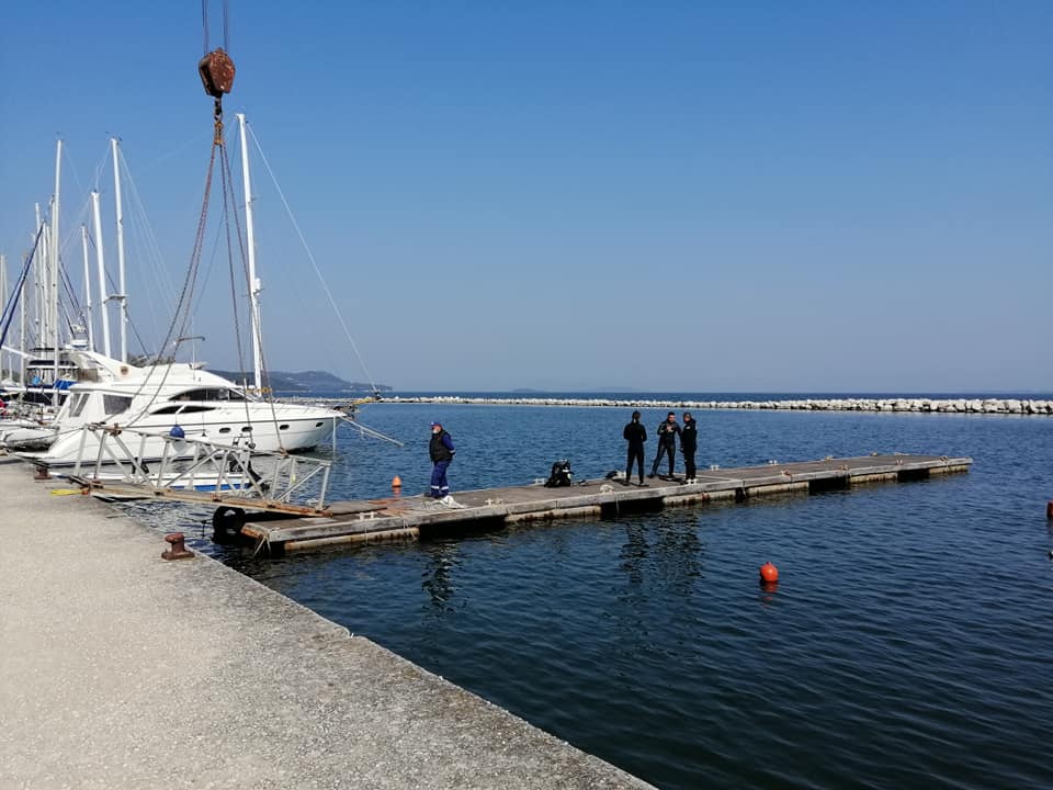 Βόνιτσα: Επισκευάστηκε η πλωτή προβλήτα του λιμανιού
