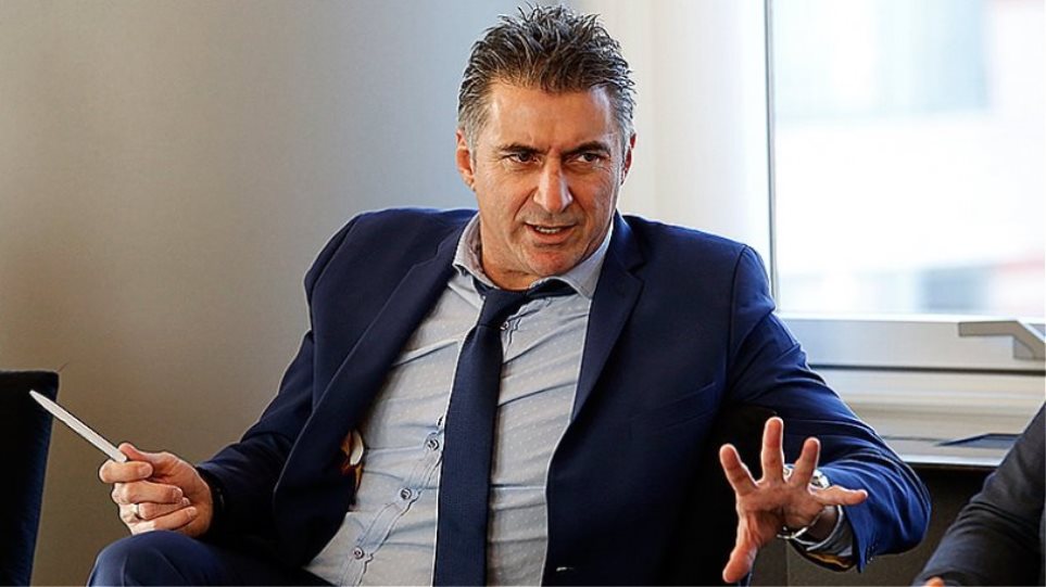 Ο Ζαγοράκης παραιτήθηκε από πρόεδρος της ΕΠΟ