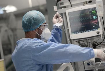 Καταγγελία Βαρεμένου: 58χρονος εμβολιασμένος κατέληξε εκτός ΜΕΘ στο νοσοκομείο Αγρινίου
