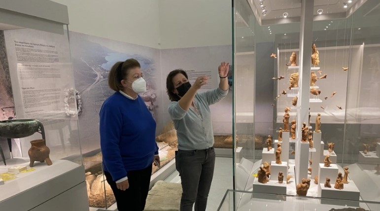 Αυτοψία Μενδώνη στο νέο Αρχαιολογικό Μουσείο Μεσολογγίου