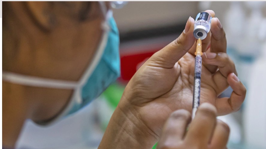 Γεωργαντάς: 15.000 πολίτες εμβολιάστηκαν μετά την επιβολή του προστίμου