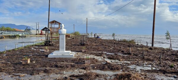 Μεσολόγγι: Ο Πατραϊκός «κατάπιε» τον αύλειο χώρο του Μουσείου Άλατος – Ανυπολόγιστες ζημιές