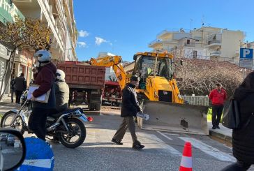 Αγρίνιο: Κρυφές διαρροές στο δίκτυο ταλαιπωρούν οδηγούς και ΔΕΥΑ- Εργασίες στην οδό Μακρή