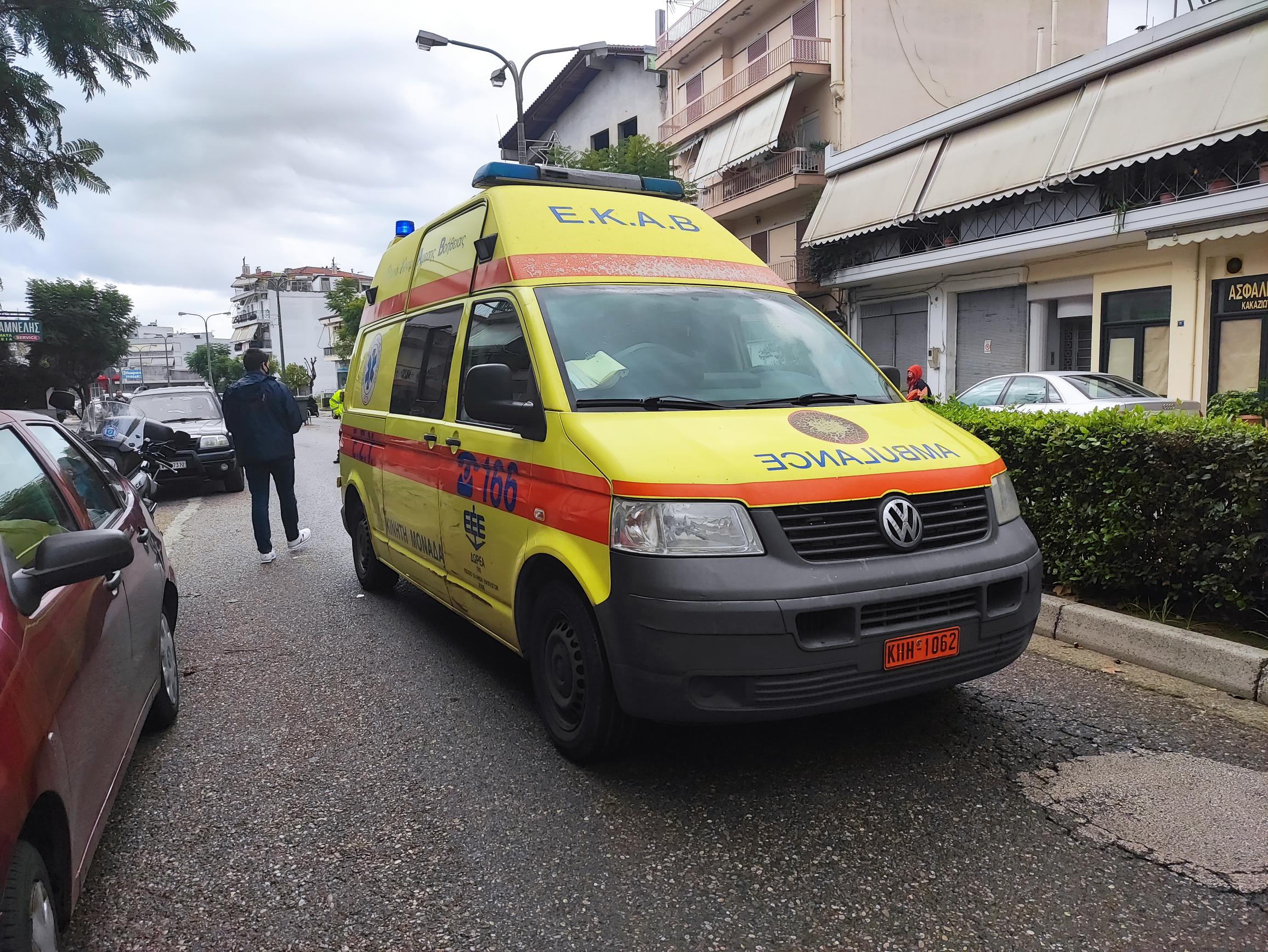 Αγρίνιο: Στο νοσοκομείο τραυματίας από παράσυρση (φωτο)