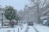 Κακοκαιρία «Ελπίς»: Χιονίζει και στο κέντρο της Αθήνας- Πού το ‘χει στρώσει, ποιοι δρόμοι είναι κλειστοί