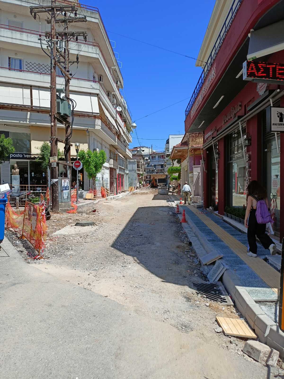 Αγρίνιο: προχωρά η ανακατασκευή της οδού Μπότσαρη