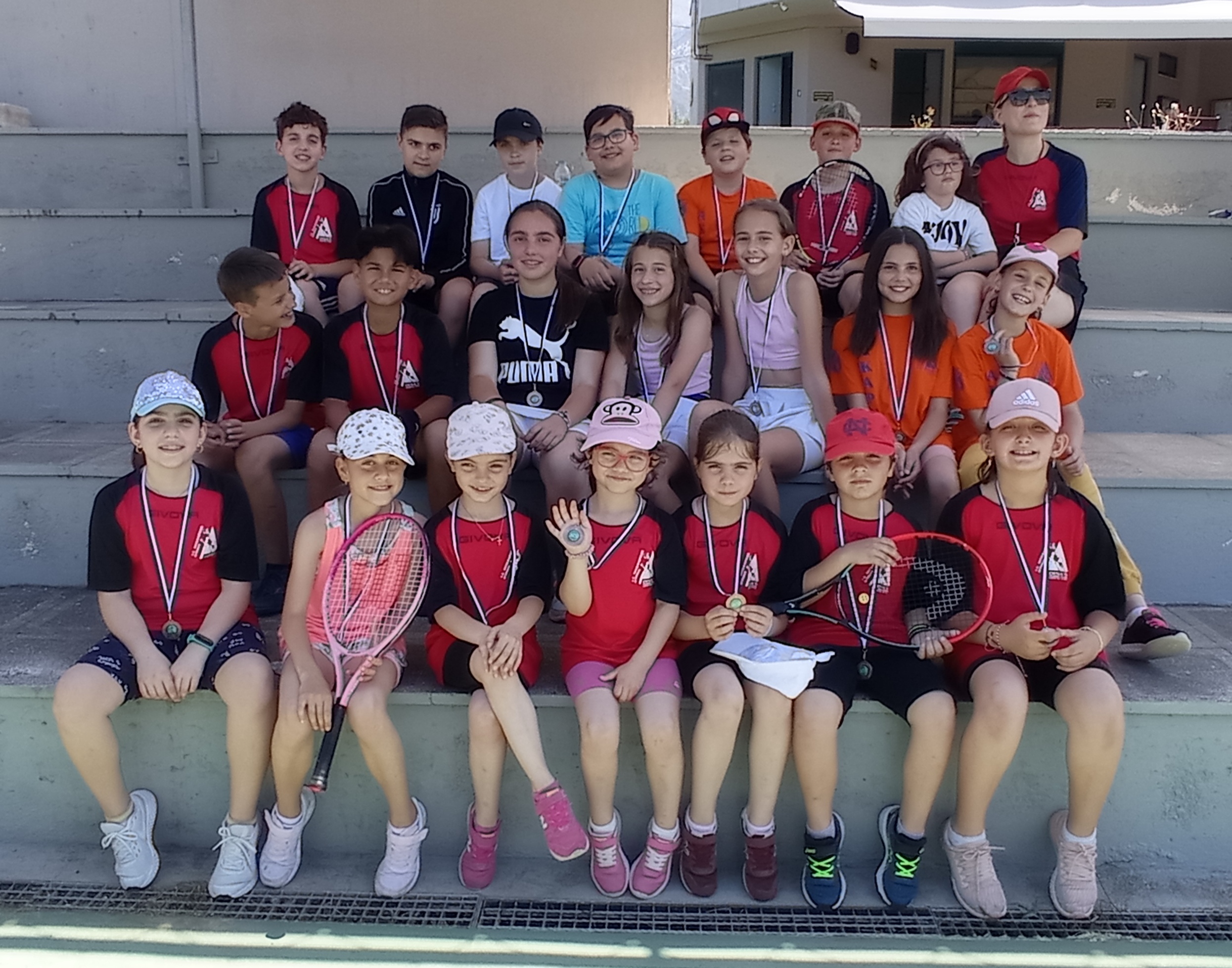 Dina’s Tennis Club- Ακαρνάν: Επικοδομητική εμπειρία για νεαρούς τενίστες σε προπαιδικό τουρνουά στην Πάτρα