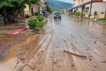 Πλημμύρες και πτώσεις δέντρων σε Τραγάνα – Παραβόλα