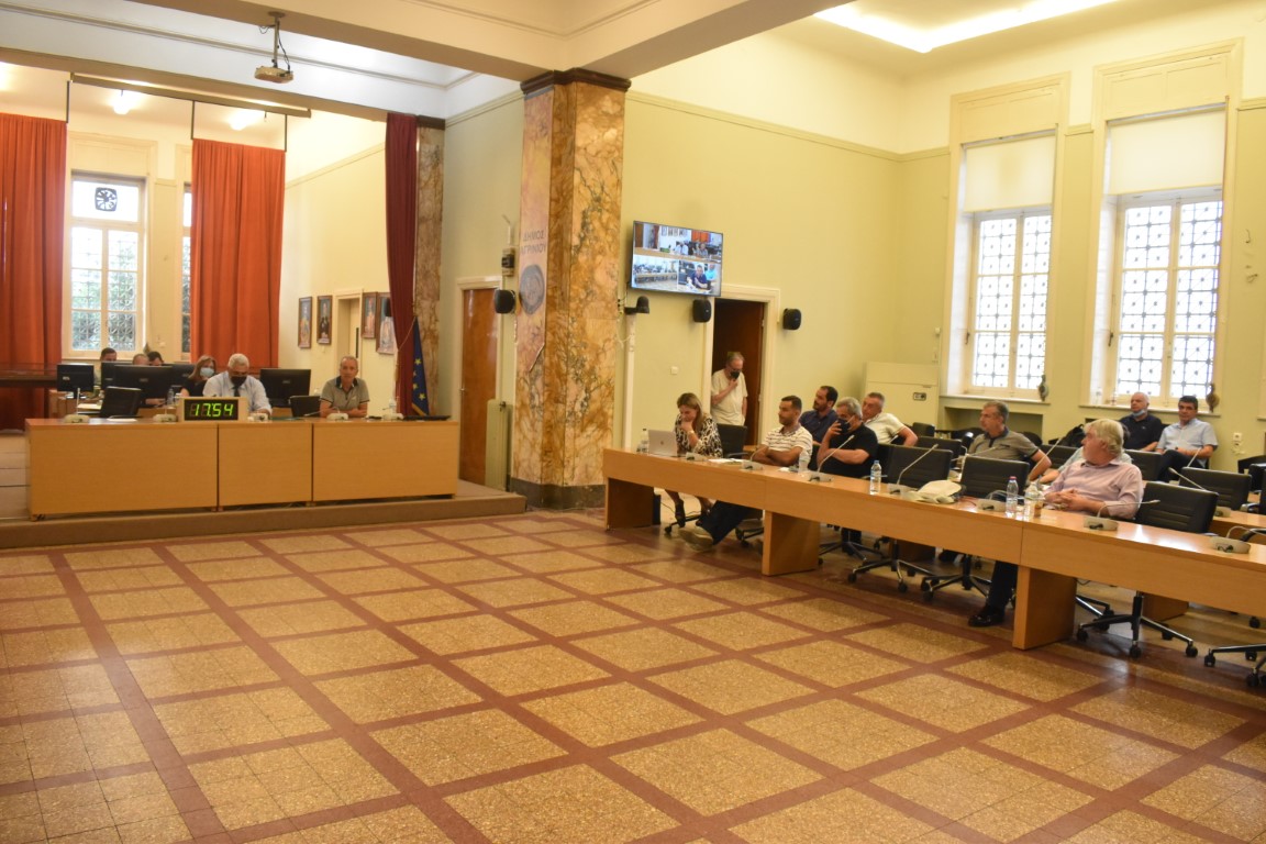 Προσβάλλει το Αγρίνιο η απουσία του ΥΠΕάρχη και του διοικητή από τη συνεδρίαση του δημοτικού συμβουλίου για το Νοσοκομείο