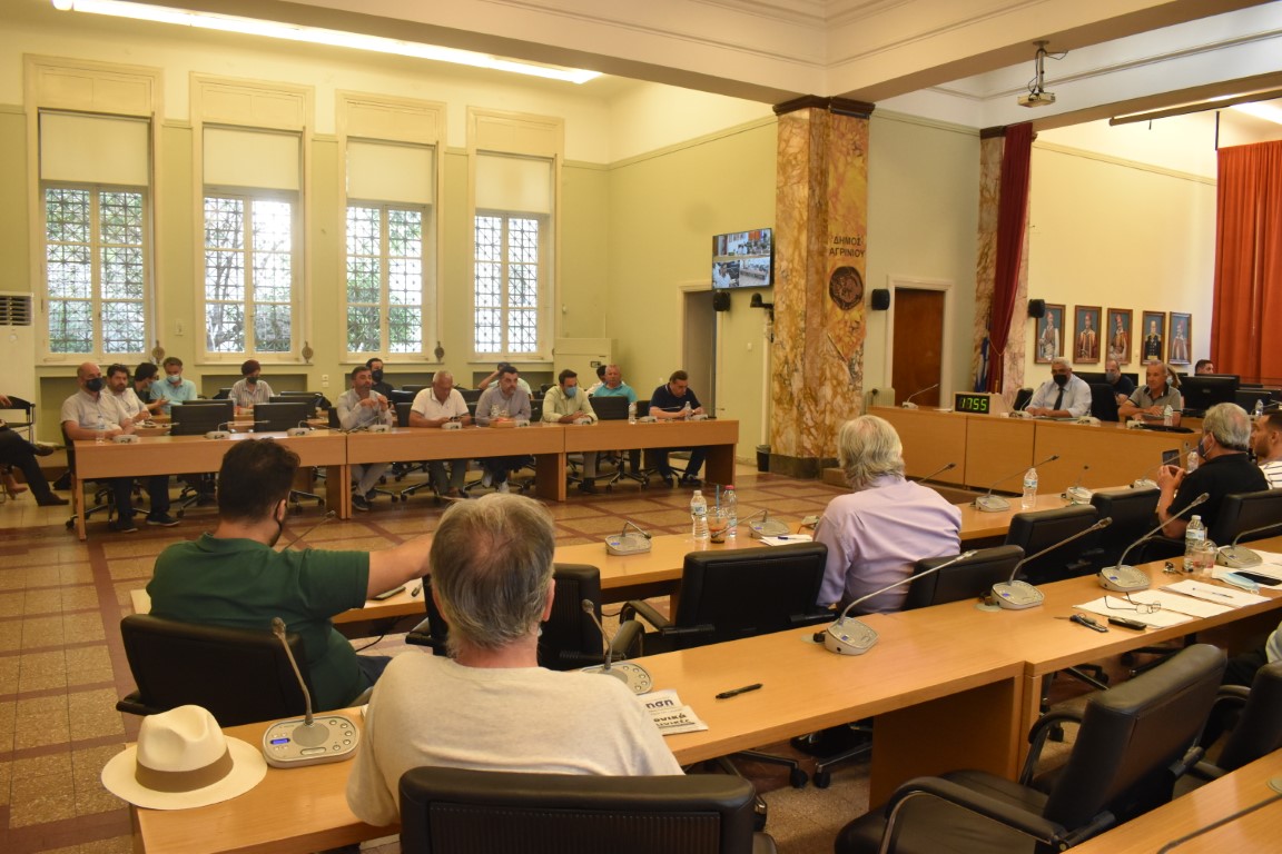 Προσβάλλει το Αγρίνιο η απουσία του ΥΠΕάρχη και του διοικητή από τη συνεδρίαση του δημοτικού συμβουλίου για το Νοσοκομείο