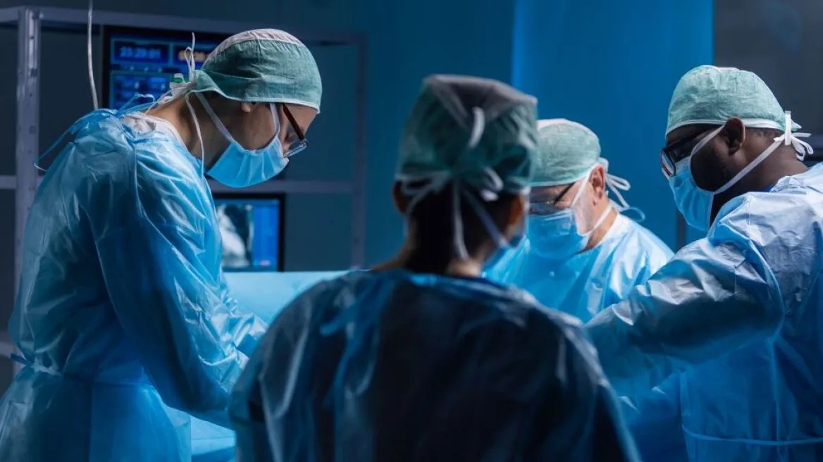Τελεσίγραφο του Υπουργείου Υγείας στους διοικητές νοσοκομείων- Εκκαθάριση στις λίστες χειρουργείων μέχρι τέλος μήνα